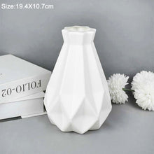 Load image into Gallery viewer, Modern Vase